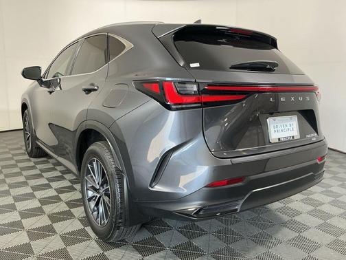 2024 Lexus NX 350h Premium