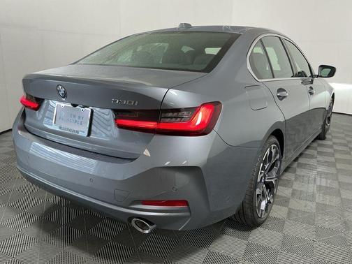 2025 BMW 330 i