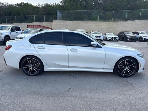 Mineral White Metallic 2023 BMW 330 330i