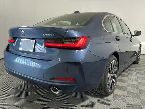 Arctic Race Blue Metallic 2026 BMW 330 xDrive