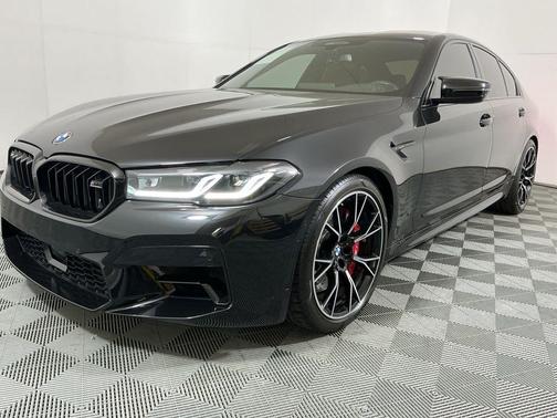2022 BMW M5 Base