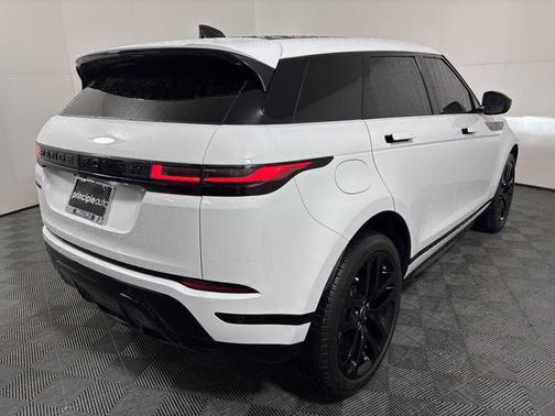 2024 Land Rover Range Rover Evoque Dynamic SE