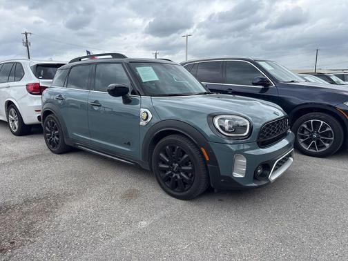 Sage Green Metallic 2023 MINI SE Countryman Cooper
