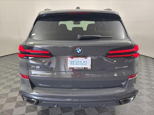 2026 BMW X5 sDrive40i