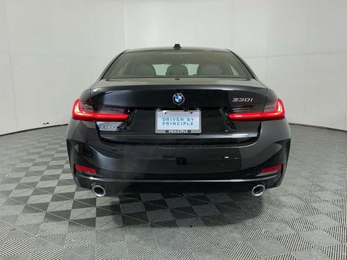 Black Sapphire Metallic 2026 BMW 330 330i