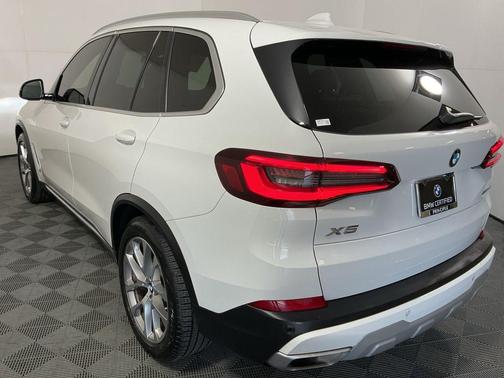 2023 BMW X5 sDrive40i