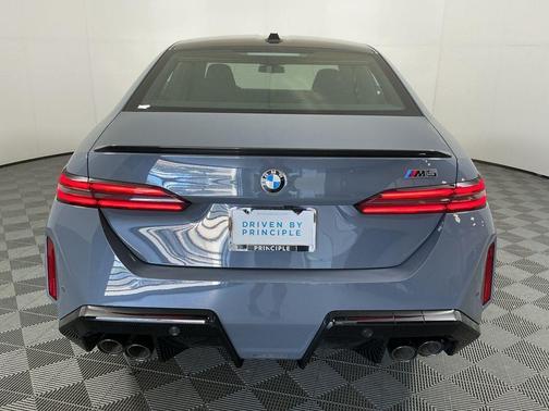 2026 BMW M5 Base