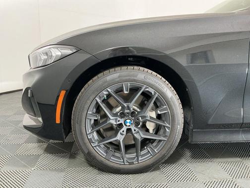 2026 BMW 330 i