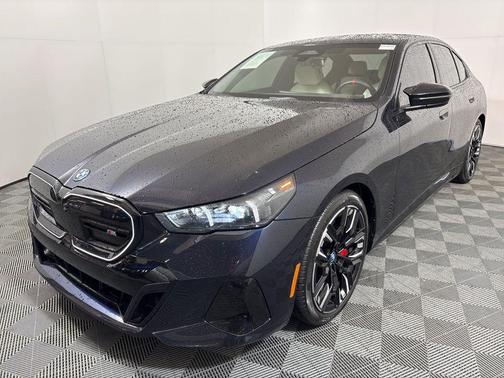 2024 BMW i5 M60