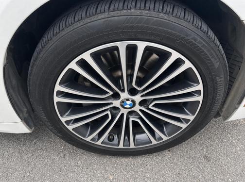 Alpine White 2020 BMW 530 530i