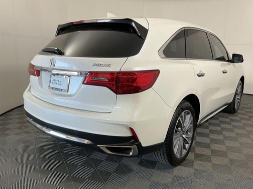White Diamond Pearl 2017 Acura MDX 3.5L w/Technology Package