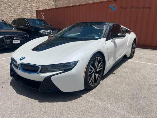Crystal White Pearl Metallic w/BMW i Frozen Blue 2019 BMW i8 Base
