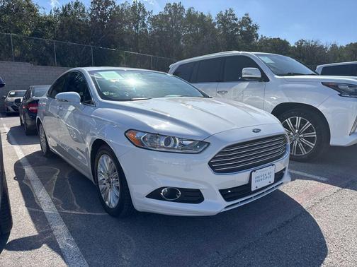 2015 Ford Fusion Hybrid SE