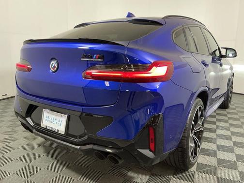 2023 BMW X4 M AWD