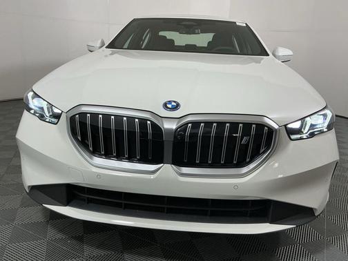 2026 BMW i5 eDrive40