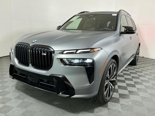 Frozen Pure Grey Metallic 2025 BMW X7 M60i