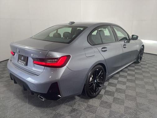 2024 BMW 330 i