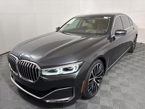 2022 BMW 750 i xDrive