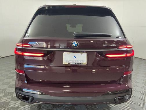 2023 BMW X7 xDrive40i