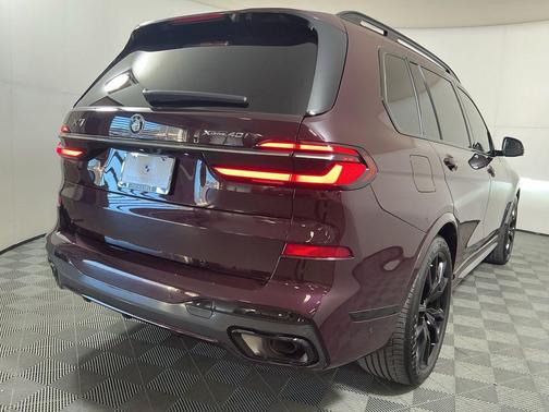 2023 BMW X7 xDrive40i