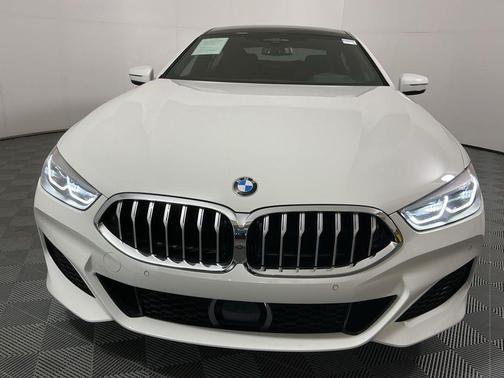 2022 BMW 840 i