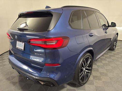 2023 BMW X5 sDrive40i