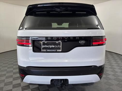 2022 Land Rover Discovery P360 S R-Dynamic