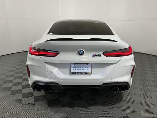 2022 BMW M8 Gran Coupe i