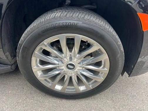 2022 Cadillac Escalade ESV Premium Luxury