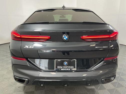 2023 BMW X6 xDrive40i