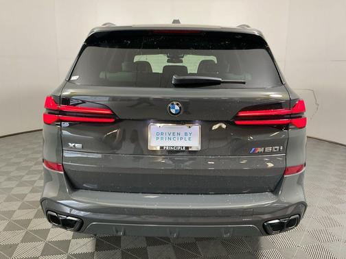 2026 BMW X5 M60i