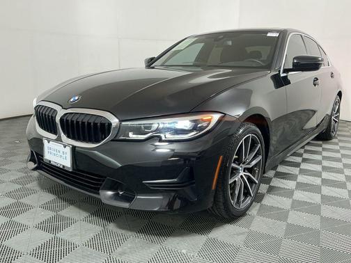 2019 BMW 330 330i