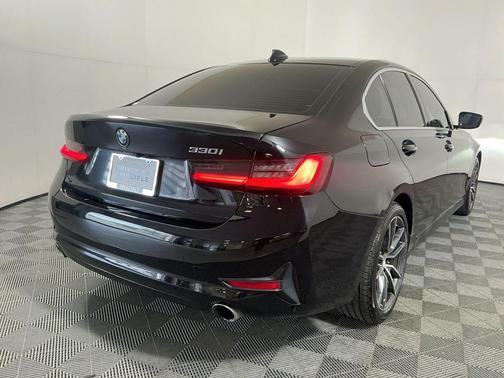 2019 BMW 330 330i