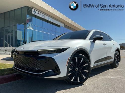 2023 Toyota Crown Platinum