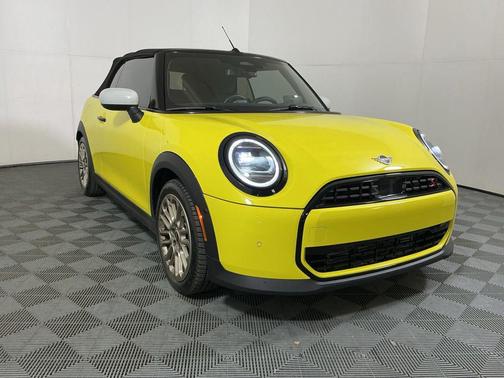Sunny Side Yellow 2026 MINI Convertible Cooper S