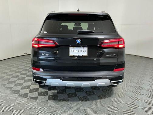 Black Sapphire Metallic 2022 BMW X5 xDrive40i