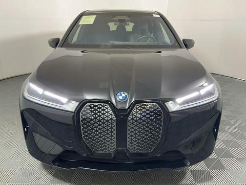 2025 BMW iX xDrive50