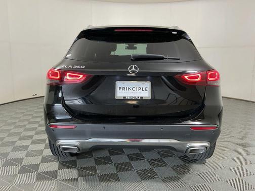 Night Black 2021 Mercedes-Benz GLA 250 Base 4MATIC