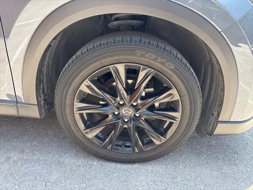2022 Mazda CX-5 Carbon Edition