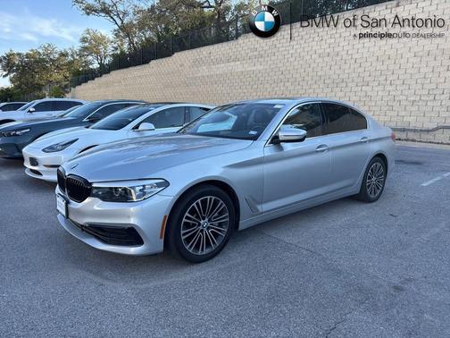 2020 BMW 530 530i