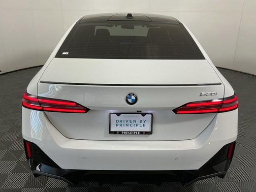 2026 BMW 530 i