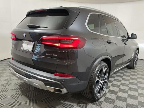 2023 BMW X5 sDrive40i