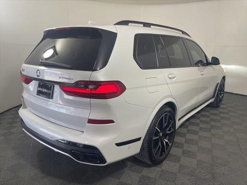 2022 BMW X7 xDrive40i