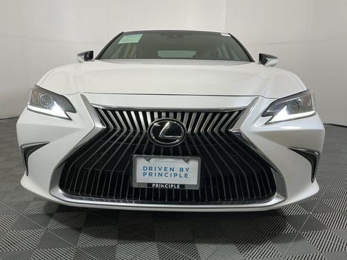 2020 Lexus ES 350 Base