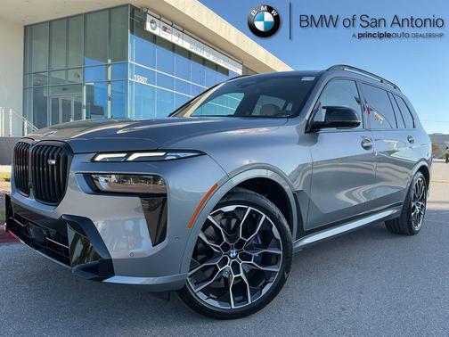 2024 BMW X7 M60i