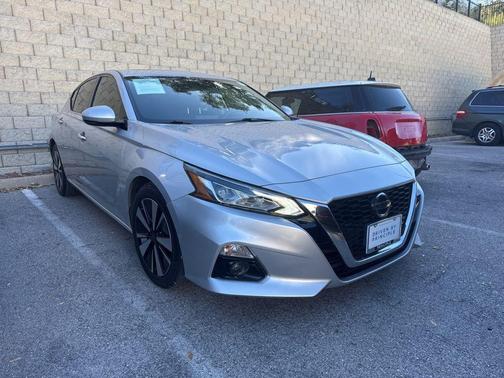 2019 Nissan Altima 2.5 SV