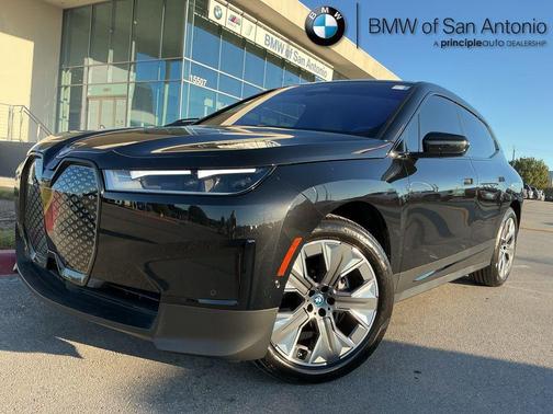 2025 BMW iX xDrive50