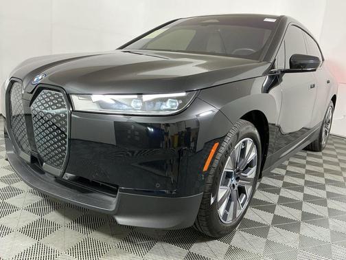 2025 BMW iX xDrive50