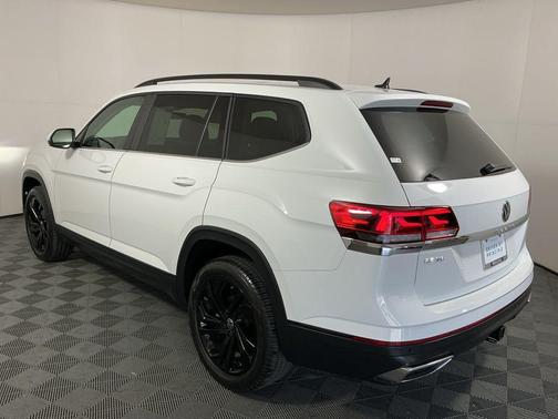 2022 Volkswagen Atlas 3.6L SE w/Technology
