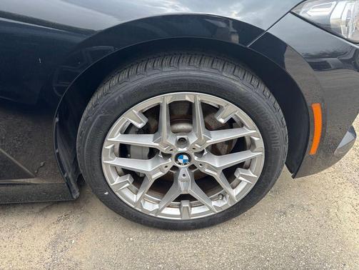 Jet Black 2025 BMW 330 330i